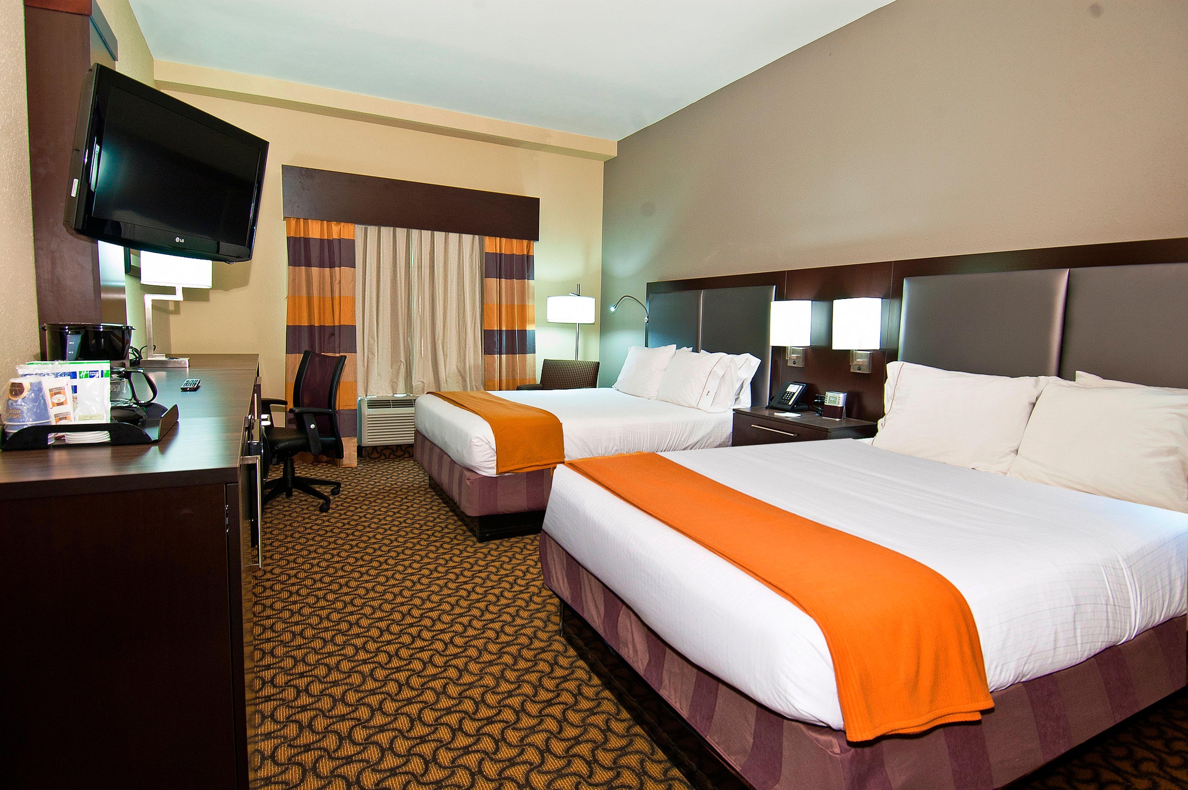 Holiday Inn Express & Suites Jackson/Pearl International Airport Exterior photo