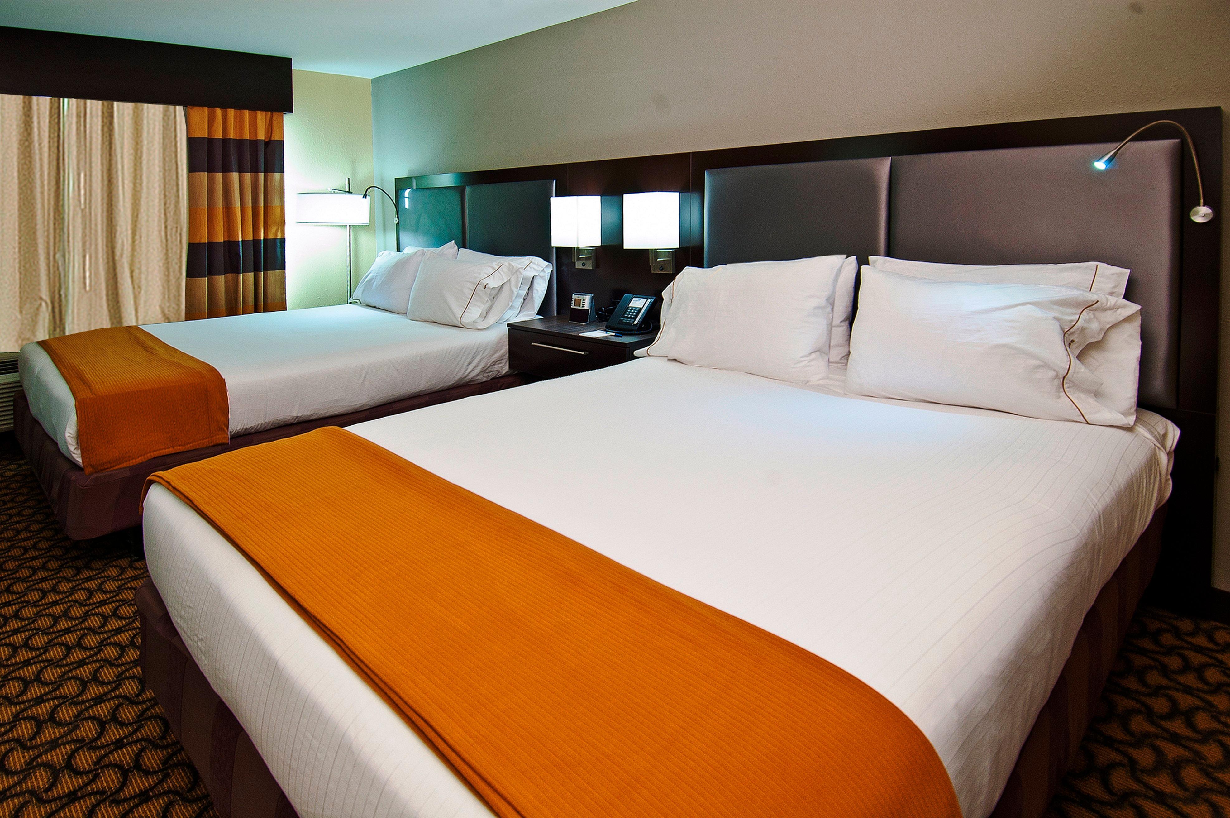 Holiday Inn Express & Suites Jackson/Pearl International Airport Exterior photo