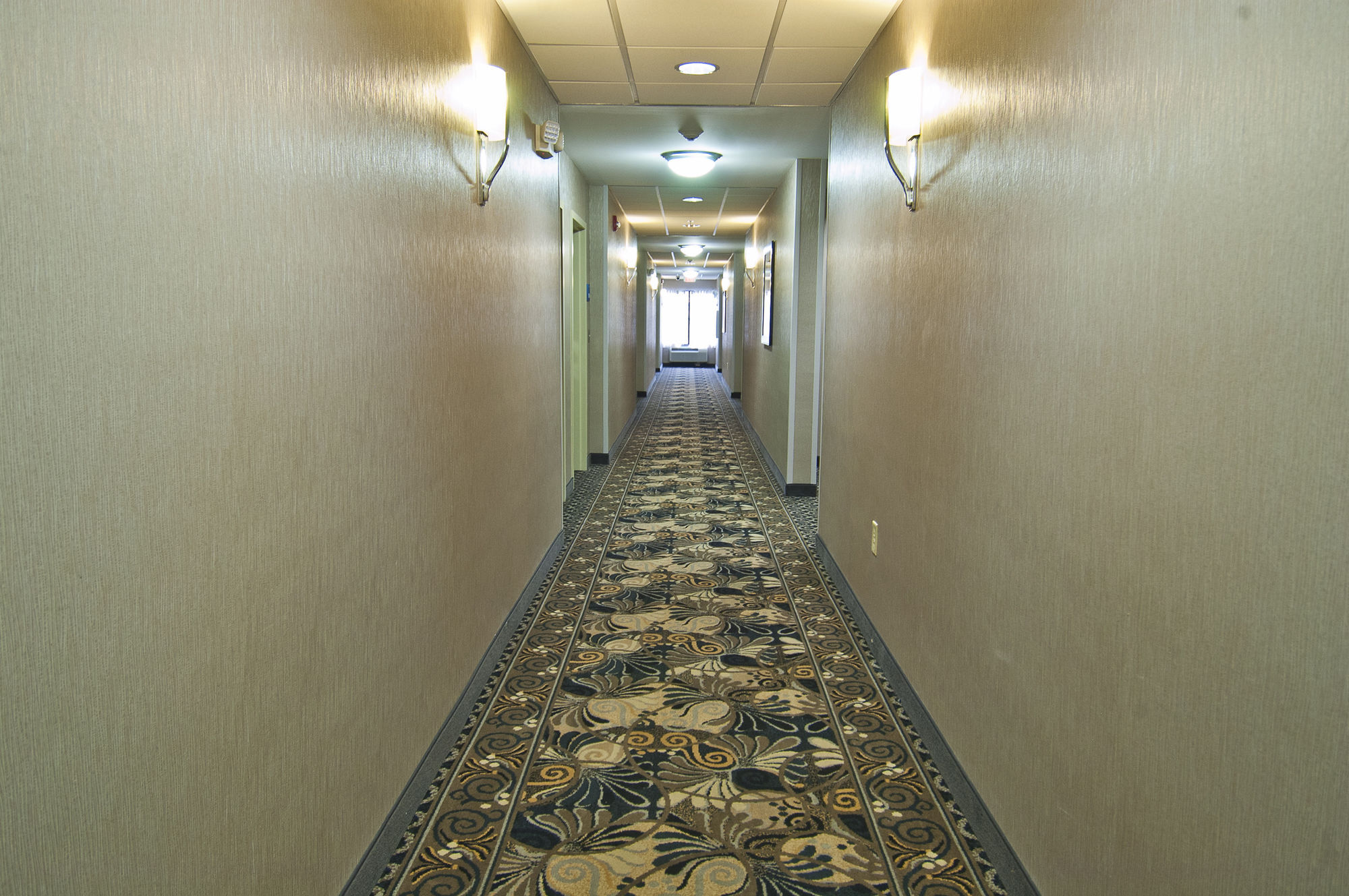 Holiday Inn Express & Suites Jackson/Pearl International Airport Exterior photo